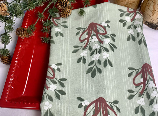 Mistletoe Magic on Green