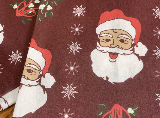 Santa’s Mistletoe on Red